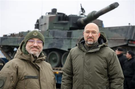 First Leopard Tanks Arrived In Ukraine Militarnyi