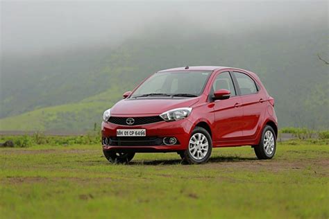 Tata Tiago Vs Maruti Celerio Variants Comparison