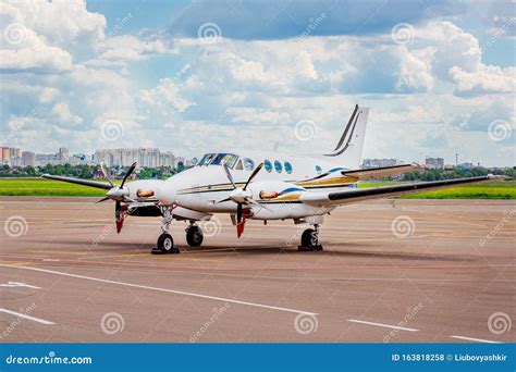 Private Jet on the Runway. Jet Airplane Stop for Wait VIP Passenger on ...