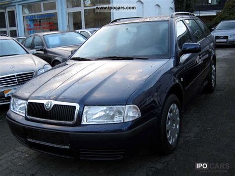 2002 Skoda Octavia Combi 2.0 - Car Photo and Specs