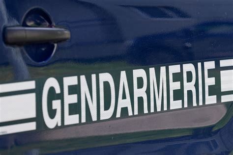 Drame En France Un Homme Tue Sa Compagne Et Ses 2 Enfants à Coups De