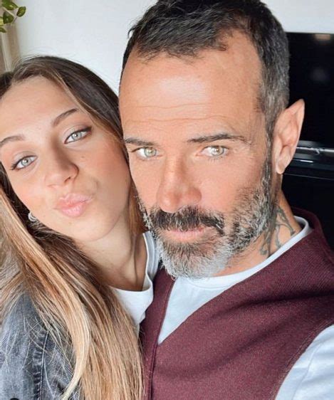 Katia Pedrotti E Ascanio Pacelli La Figlia Matilda Bellissima Foto