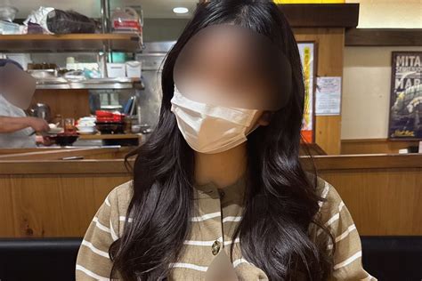 【写真】《あられもない姿に困惑》またも丸出し“浪人生”女性が〈どっちが好き？？〉と店内で胸露出 『三田製麺所』は「顧問弁護士と協議の上で対応を検討」｜newsポストセブン Part 9