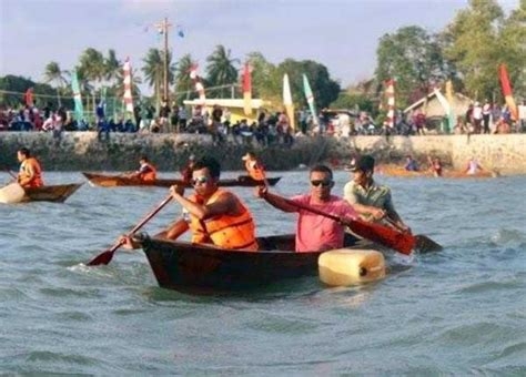 Lomba Dayung Sampan Dan Ketinting Meriahkan Hari Bhayangkara Ke 77 Di