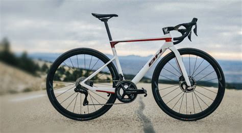 2023 BH Ultralight Lightweight Road Bike Goes Aero Bikerumor