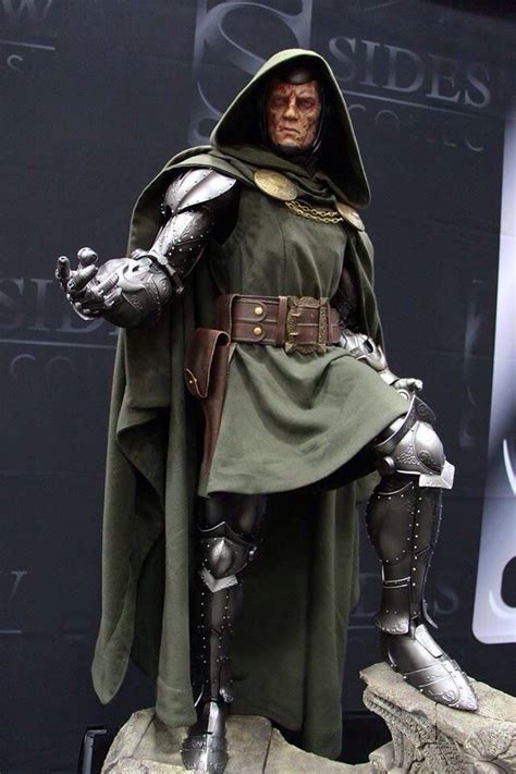 Dr Doom Legendary Scale Figure Sideshow Collectibles Jcg