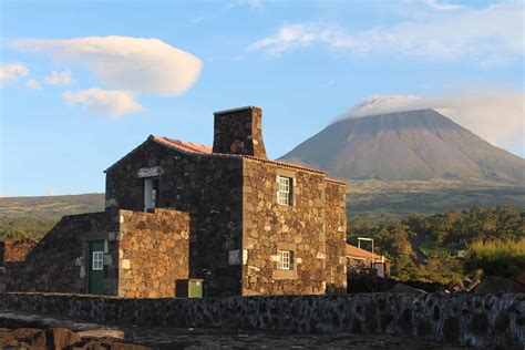 A Ores Le De Pico Maison Typique Volcan De Pico