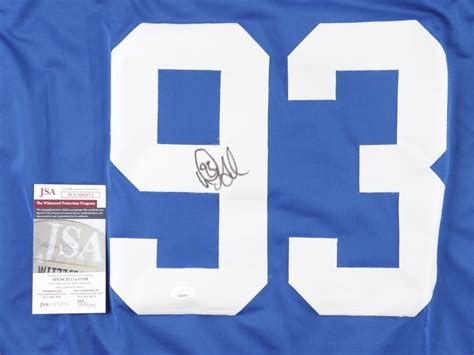 Doug Gilmour Signed Jersey (JSA) | Pristine Auction