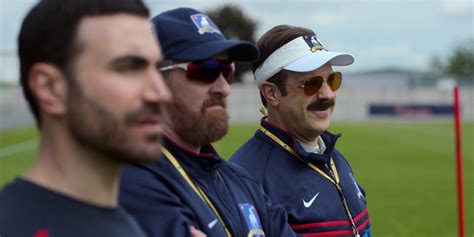 Ray Ban Sunglasses Worn By Actor Jason Sudeikis In Ted Lasso S03e09 La Locker Room Aux Folles