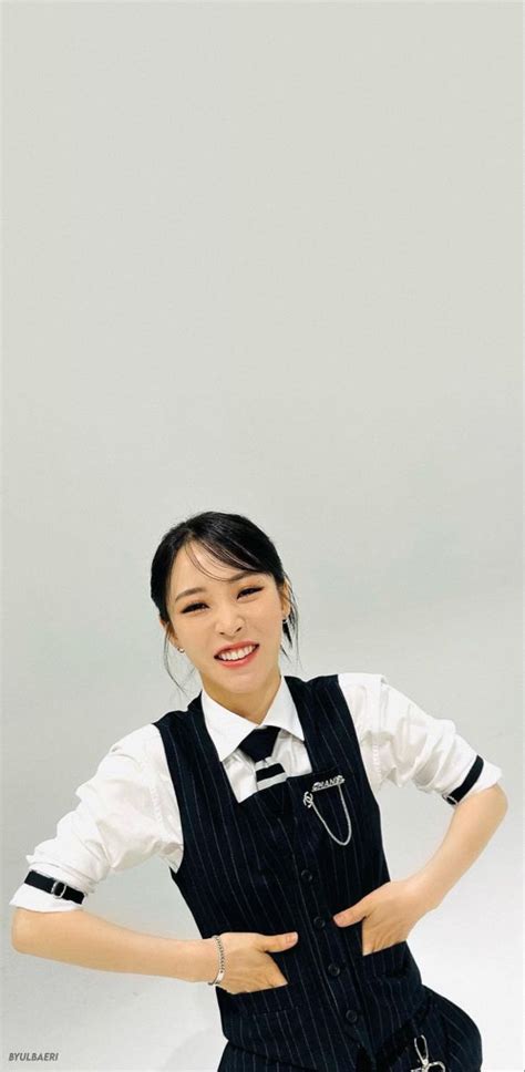 Moonbyul Wallpaper