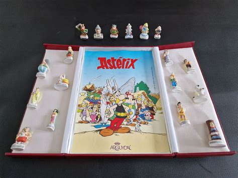 Astérix Coffret de fèves 6 fèves des années 2000 Kaufen auf Ricardo