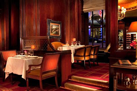 Last Chance To Dine At The Waldorf Astoria S Bull Bear Steakhouse