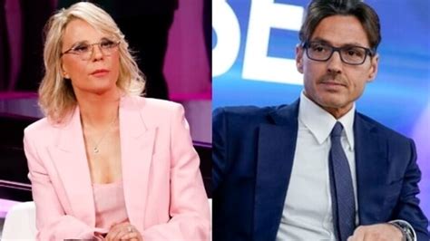 Amici Il Messaggio Di Pier Silvio Berlusconi Per Maria De Filippi Dopo