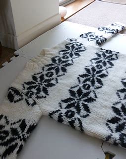 Ravelry: Snowflake Sweater pattern by Sirdar