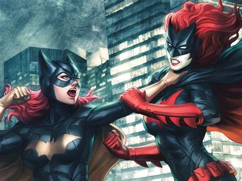 Batwoman Cw Show Is Going To Make Lesbian Tv History In A Good Way Superhero Artwork