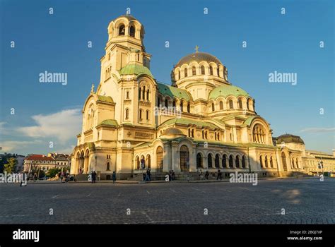Sofia bulgaria and city view hi-res stock photography and images - Alamy