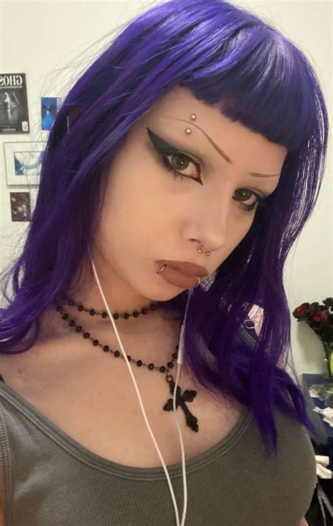 Pin By Mimosa🦇 On Mimmu Moood Goth Hair Bright Purple Hair Dyed Hair