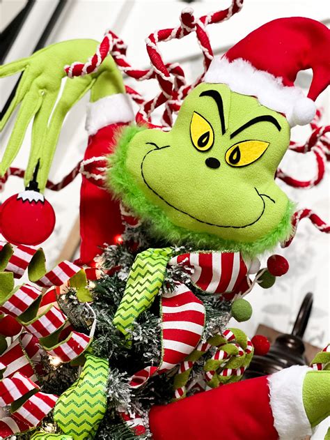 grinch inspired christmas tree - Re-Fabbed