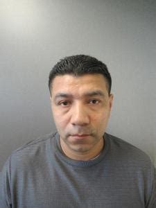 Gilberto Diaz A Registered Sex Offender In Waterbury Ct At