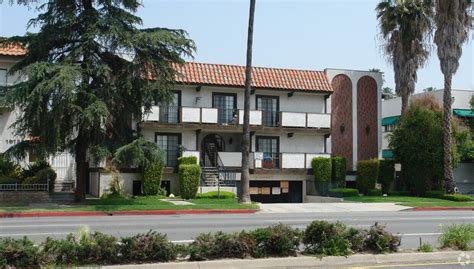 16731 Sherman Way Van Nuys Ca 91406 Apartments In Van Nuys Ca