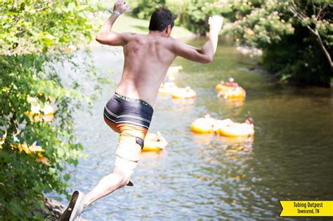 Smoky Mountain River Rat Tubing Rafting In Tennessee