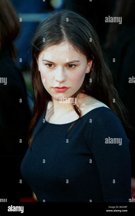 ANNA PAQUIN LOS ANGELES USA 21 March 1999 Stock Photo - Alamy