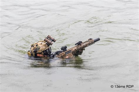 En Immersion Avec Le Eme Regiment De Dragons Parachutistes