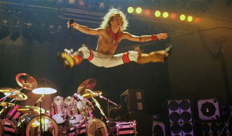 The Van Halen Holy Grail: 1981 Oakland Footage | Van Halen News Desk