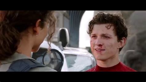 Tom Holland Kisses Zendaya Finally Youtube