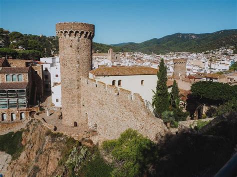 Lugares Imprescindibles Que Ver En Tossa De Mar Travelling To Live