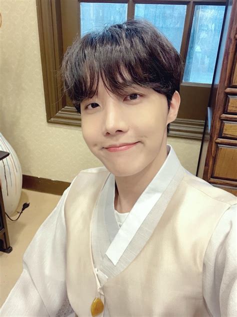 ♥hbd 방탄소년단bts 제이홉 생일 맞아 1억5천만원 기부 장애아동에 대한 관심 커졌으면