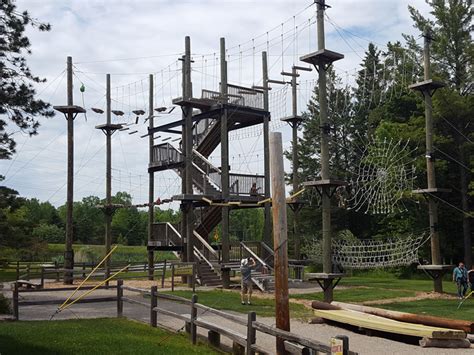 Explore The Lesser-Known Zoo And Adventure Park Hidden In Wisconsin