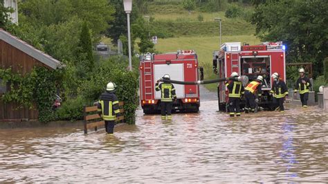 Unwetter In Deutschland Starkregen Und Sturm Sorgen F R Chaos