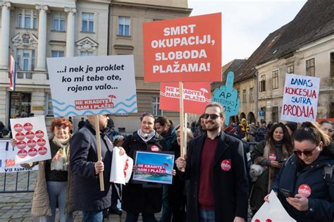 Video Foto Prosvjed Protiv Zakona O Pomorskom Dobru I U Zagrebu