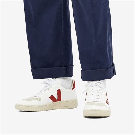 Veja V 10 Cwl Basketball Sneaker White And Red End Global