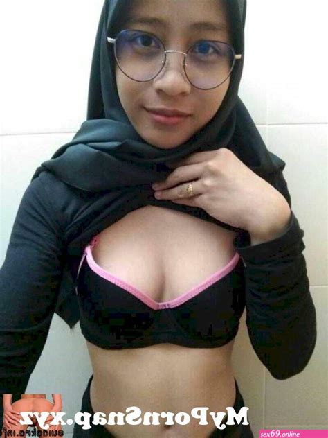 Toket Jilbab Naked Sexy Photos