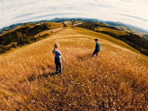 Una Passeggiata Di Pace Per Sostenere Il Progetto Del Cimitero