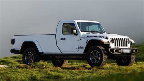 Is The Jeep Gladiator A Half Ton