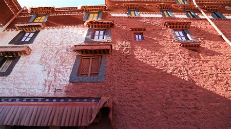 Seven Colors Of Tibetan Buddhism Color Symbolism In Tibet