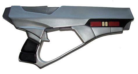 Star trek Maquis Rifle heavy resin tv series prop! 15in long!