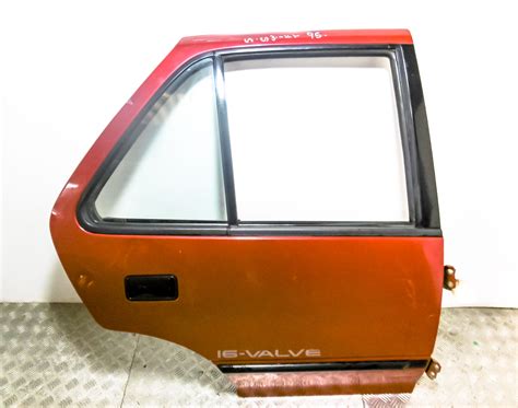 Puerta Trasera Derecha SUZUKI SWIFT Rojo 1989 Al 1998 PTA TRA0592