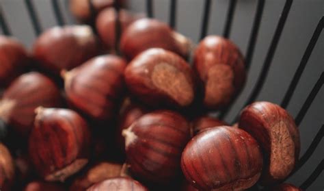 Calorie Delle Castagne Propriet Benefici Valori Nutrizionali