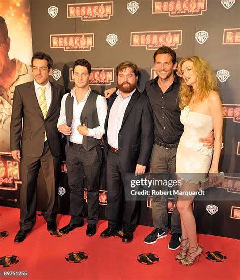 The Hangover Cast Photos And Premium High Res Pictures Getty Images