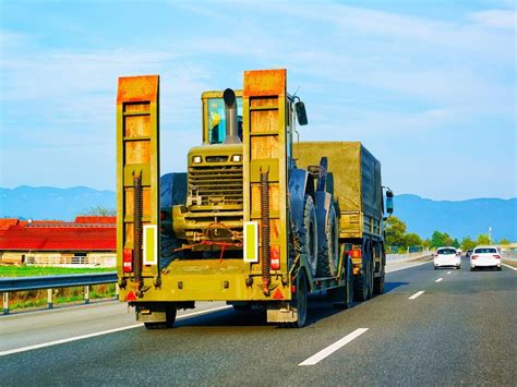 What You Should Know About Moving Heavy Equipment