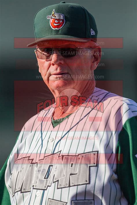 Burt Hooten Four Seam Images