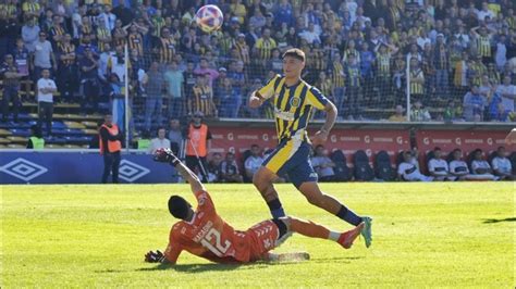 Central aplastó a un débil Platense en el Gigante volvió a ganar y