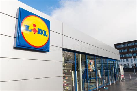 Lidl Supermarket Logo Editorial Image Image Of Color 74676090