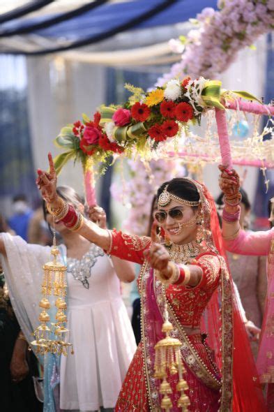 Surprise Proposal In True Bhangra Style Punjabi Wedding Groomsmen