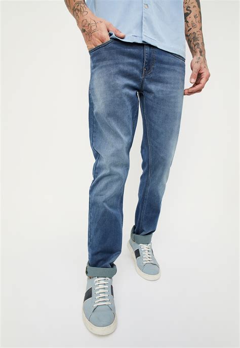 Buy Men Slim Fit Washed Jeans Online At Just Rs