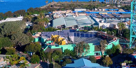 Behind The Thrills Tidal Twister Goes Vertical Seaworld San Diego